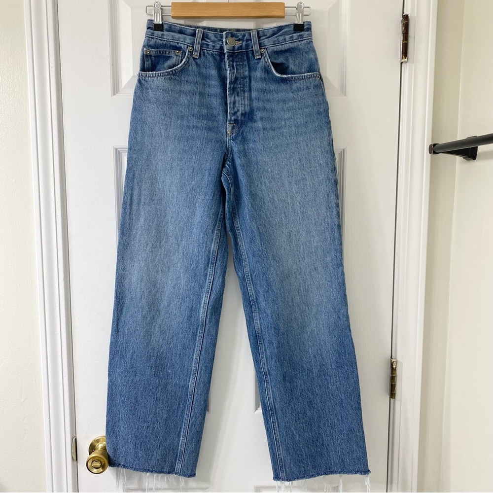 Zara TRF High Rise Wide Leg Light Blue Jeans Frayed Hem sz 2
